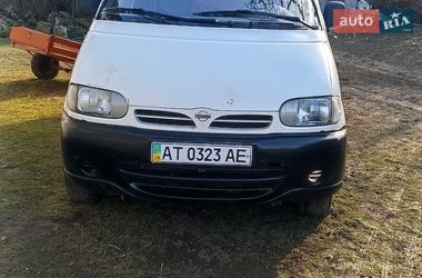 Минивэн Nissan Serena 2000 в Ивано-Франковске