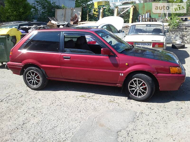 Nissan sunny 1985