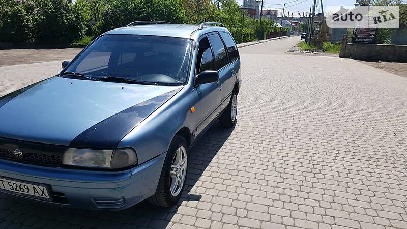 Універсал Nissan Sunny 1994 в Надвірній