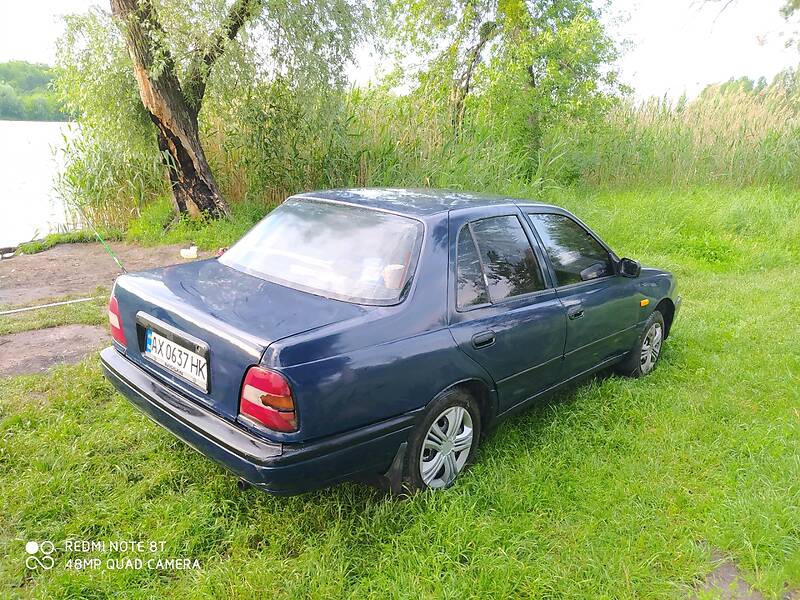 Седан Nissan Sunny 1992 в Харькове