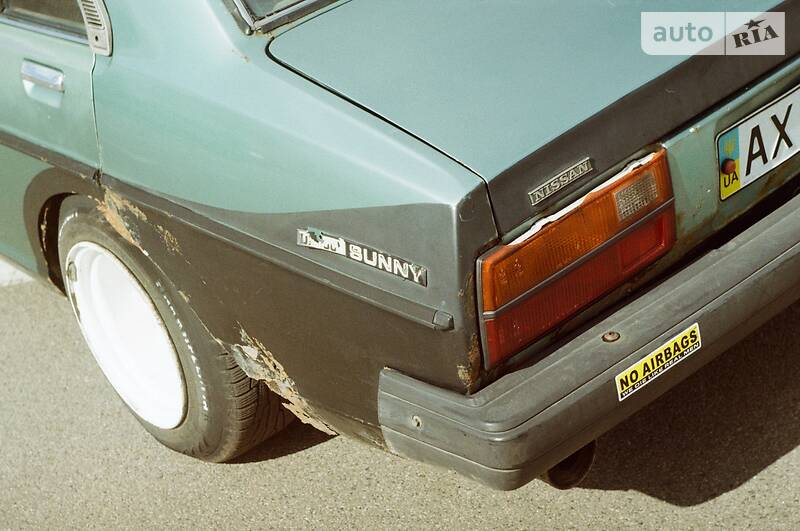 Седан Nissan Sunny 1980 в Киеве