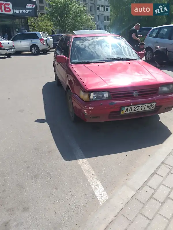 Nissan Sunny 1989