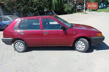 Хэтчбек Nissan Sunny 1989 в Сторожинце