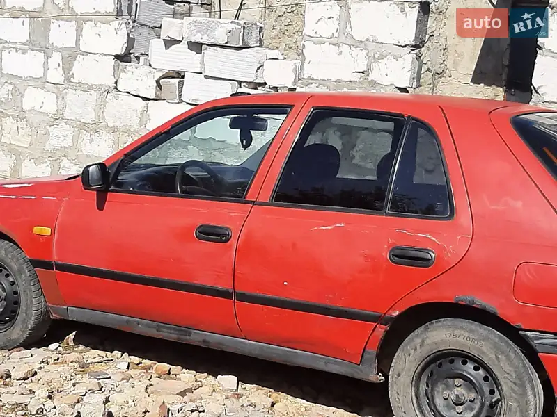 Nissan Sunny 1992