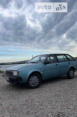 Универсал Nissan Sunny 1986 в Днепре