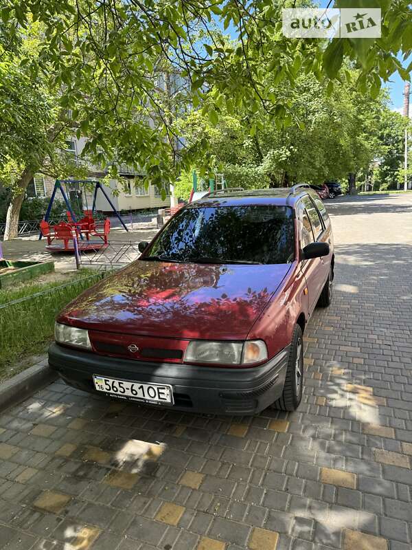 Седан Nissan Sunny 1994 в Одессе