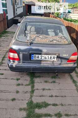 Седан Nissan Sunny 1993 в Олександрії