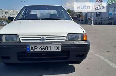 Седан Nissan Sunny 1990 в Запоріжжі