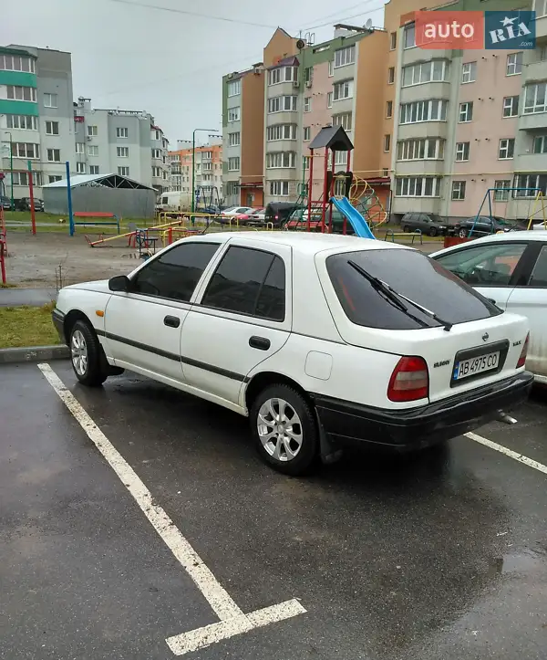 Nissan Sunny 1991