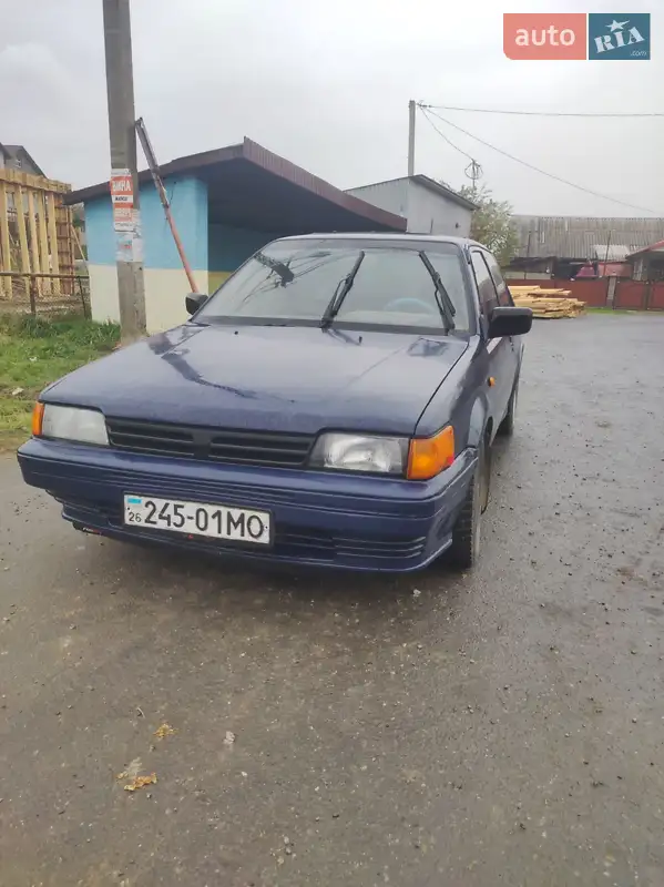 Nissan Sunny 1989
