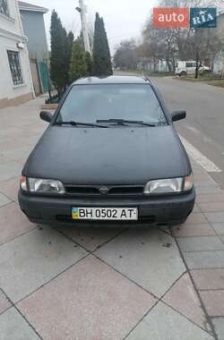 Седан Nissan Sunny 1992 в Одесі