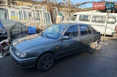 Седан Nissan Sunny 1993 в Одессе