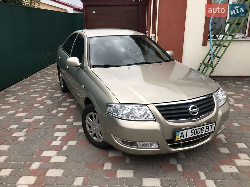 Седан Nissan Sunny 2008 в 