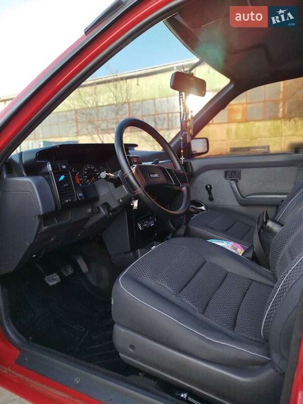 Хэтчбек Nissan Sunny 1987 в Ивано-Франковске