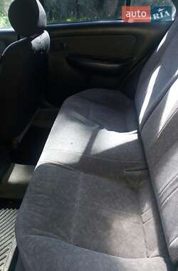 Седан Nissan Sunny 1996 в Черноморске