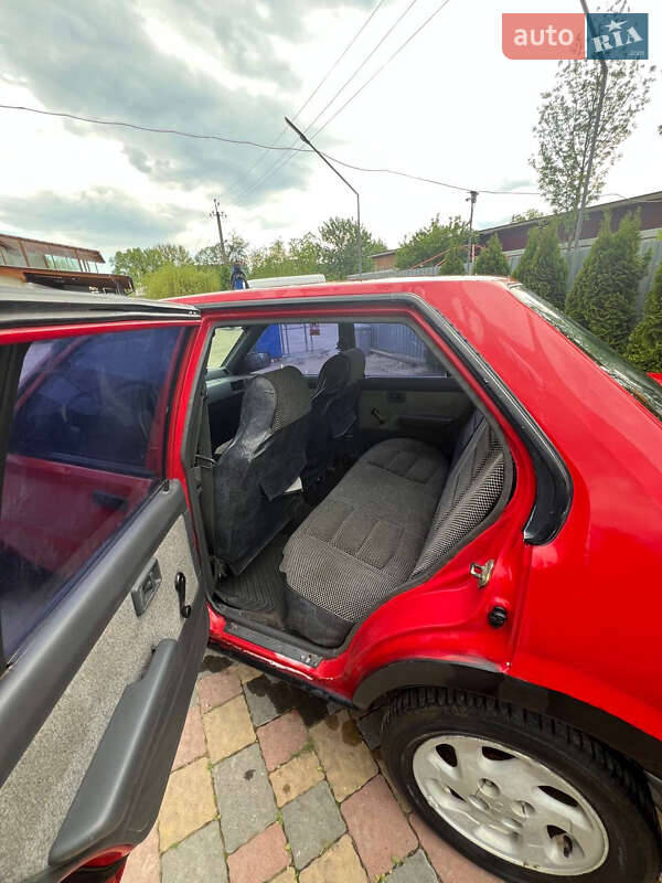 Седан Nissan Sunny 1987 в Долине