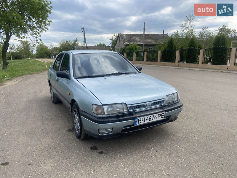 Nissan Sunny 1992
