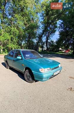 Седан Nissan Sunny 1994 в Каменском