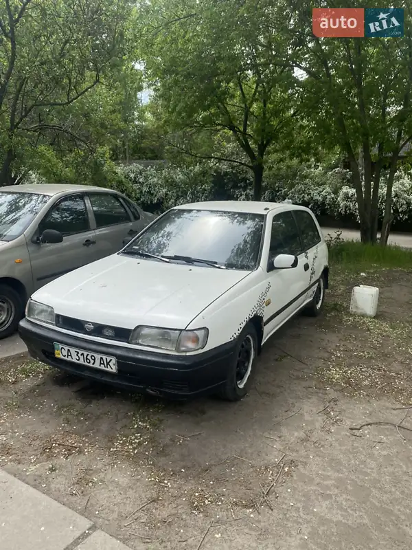 Nissan Sunny 1994