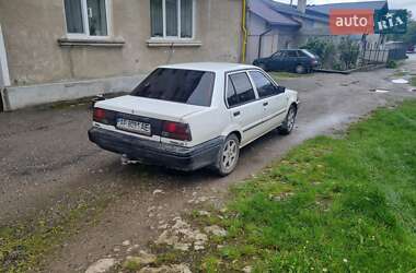 Седан Nissan Sunny 1990 в 