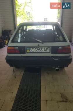 Хетчбек Nissan Sunny 1988 в 