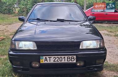 Седан Nissan Sunny 1992 в 