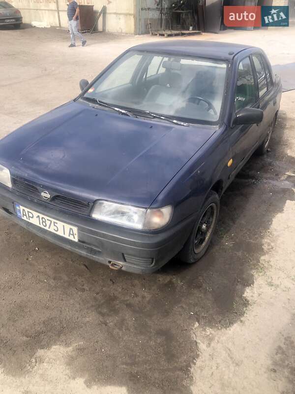 Седан Nissan Sunny 1993 в Запоріжжі