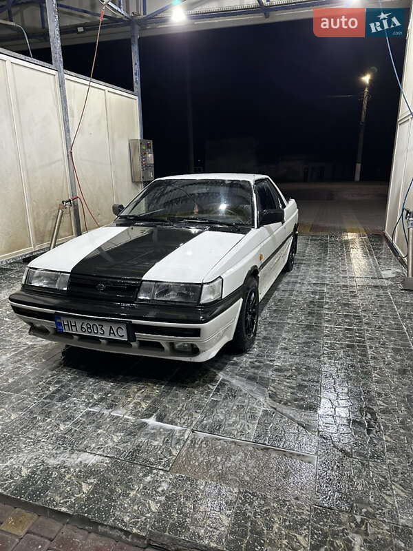 Nissan Sunny 1990