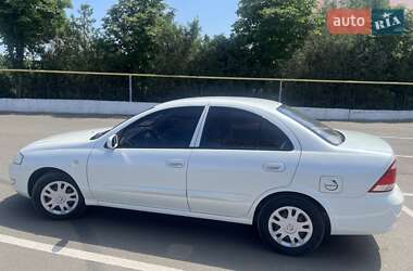Седан Nissan Sunny 2008 в 