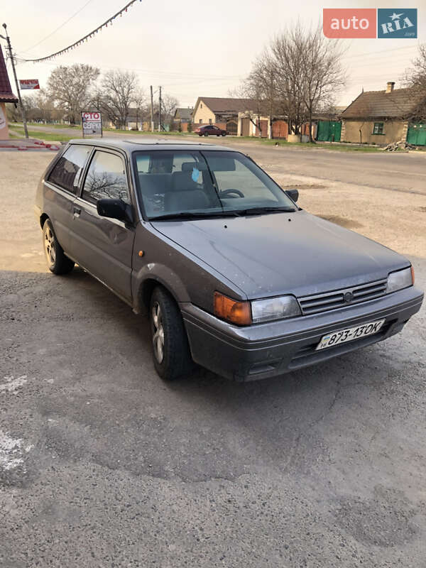 Хетчбек Nissan Sunny 1989 в Білгороді-Дністровському