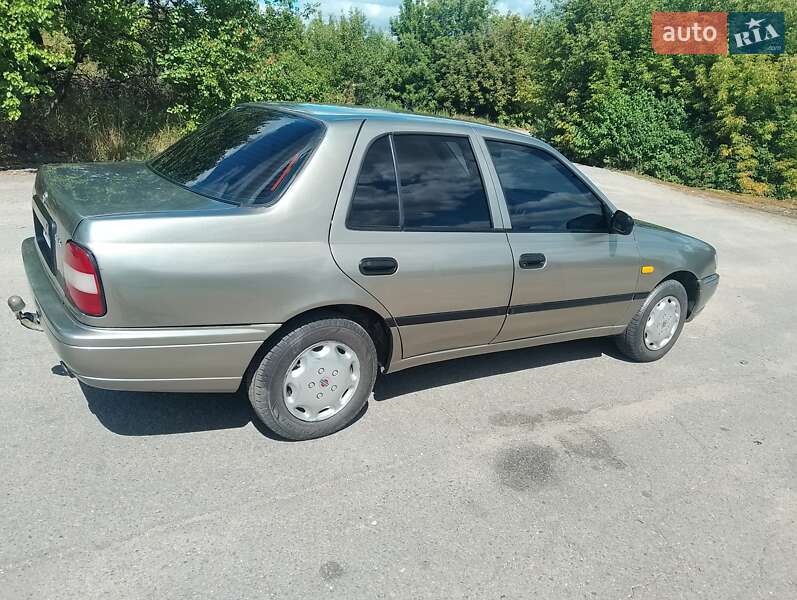 Седан Nissan Sunny 1991 в Сквире