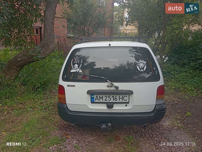 Седан Nissan Sunny 1999 в Житомирі