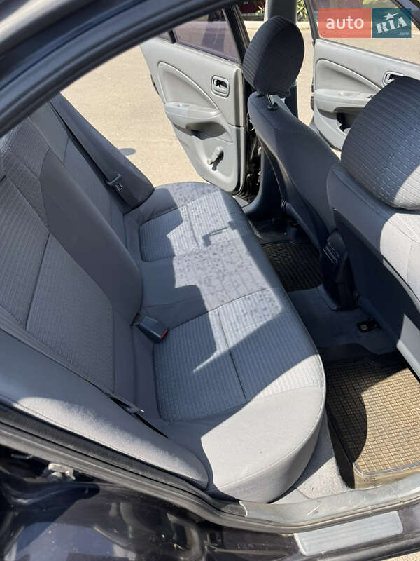 Седан Nissan Sunny 2008 в Измаиле