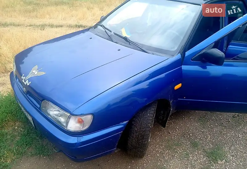Nissan Sunny 1994