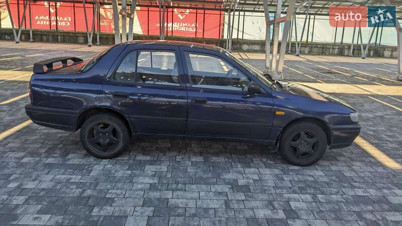 Седан Nissan Sunny 1994 в Львове фото 5 Седан Nissan Sunny 1994 в Львове