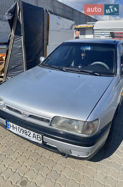 Седан Nissan Sunny 1994 в Одессе