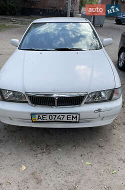 Седан Nissan Sunny 1999 в Днепре