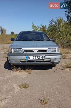 Седан Nissan Sunny 1991 в Києві