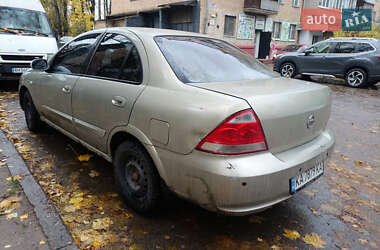 Седан Nissan Sunny 2007 в  фото 7 Седан Nissan Sunny 2007 в