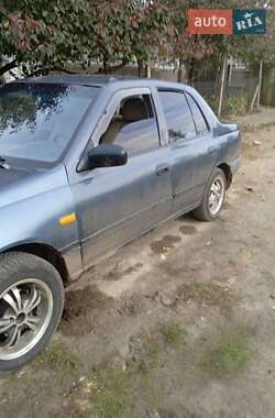 Седан Nissan Sunny 1991 в Сарате