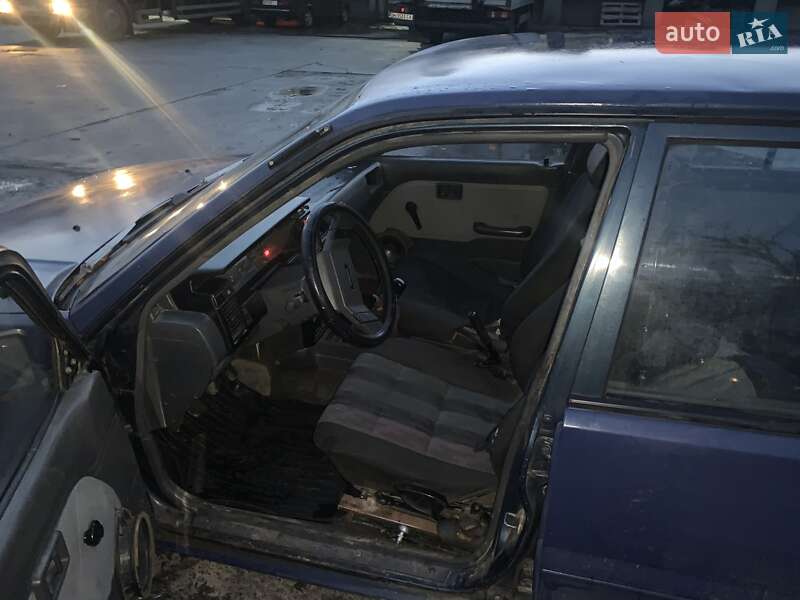 Седан Nissan Sunny 1986 в Одессе фото 13 Седан Nissan Sunny 1986 в Одессе