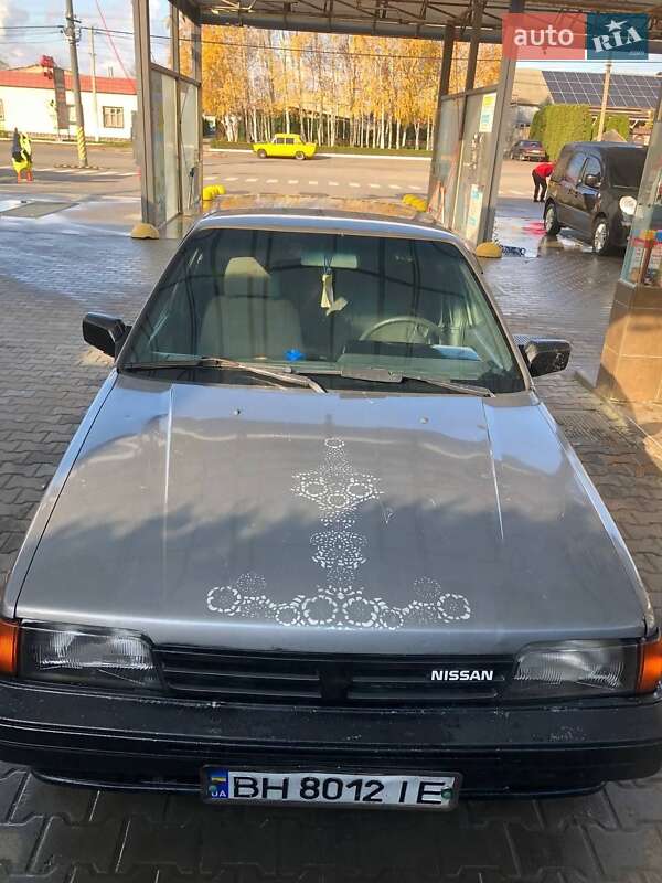 Седан Nissan Sunny 1989 в Одессе