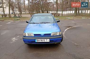 Седан Nissan Sunny 1995 в Одесі