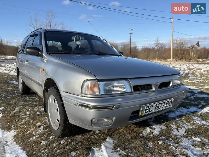 Nissan Sunny 1995