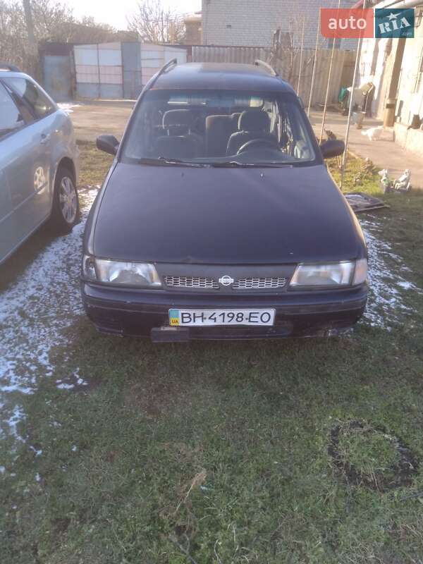 Nissan Sunny 1991