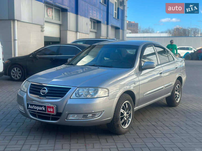 Nissan Sunny 2008