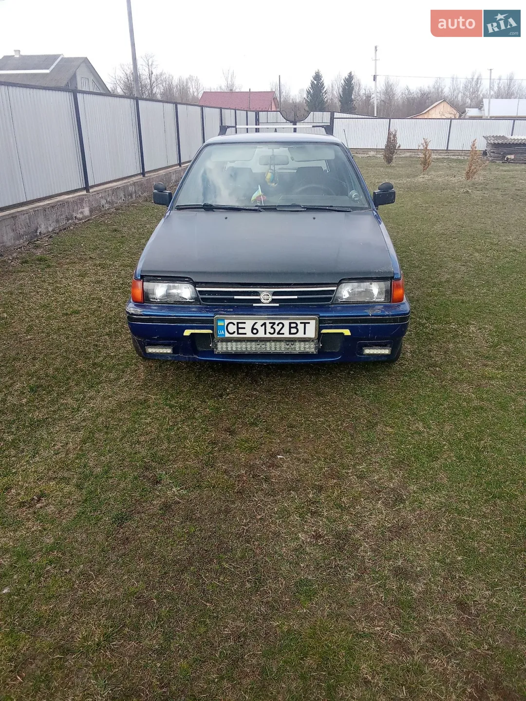 Nissan Sunny 1990
