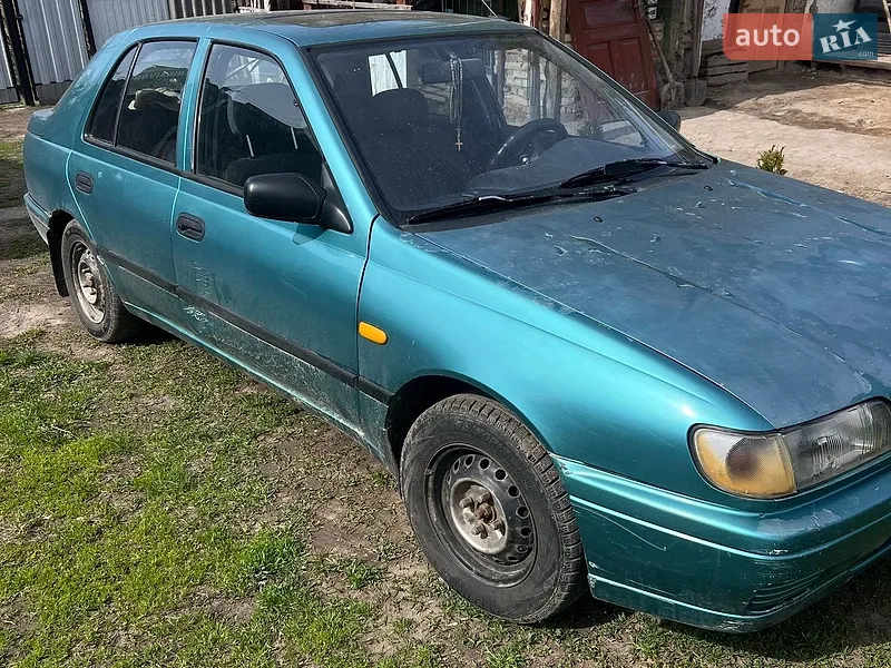 Nissan Sunny 1995