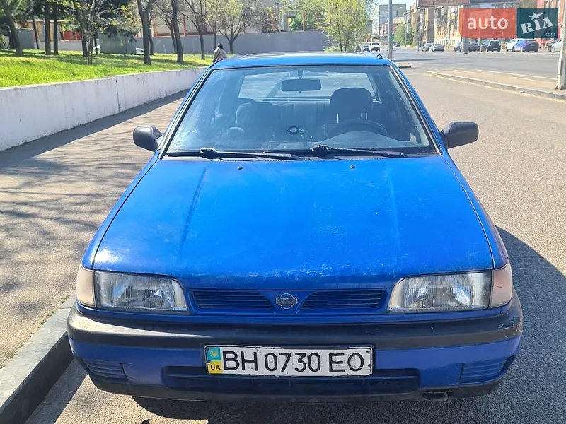 Nissan Sunny 1994