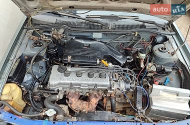 Седан Nissan Sunny 1992 в Татарбунарах